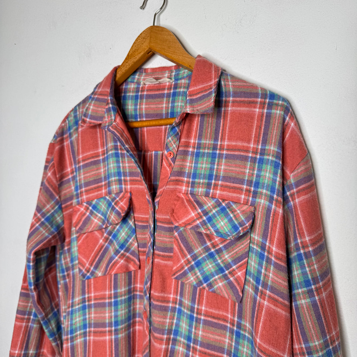 Vine & Love Plaid Flannel Button Front Top - Size Small