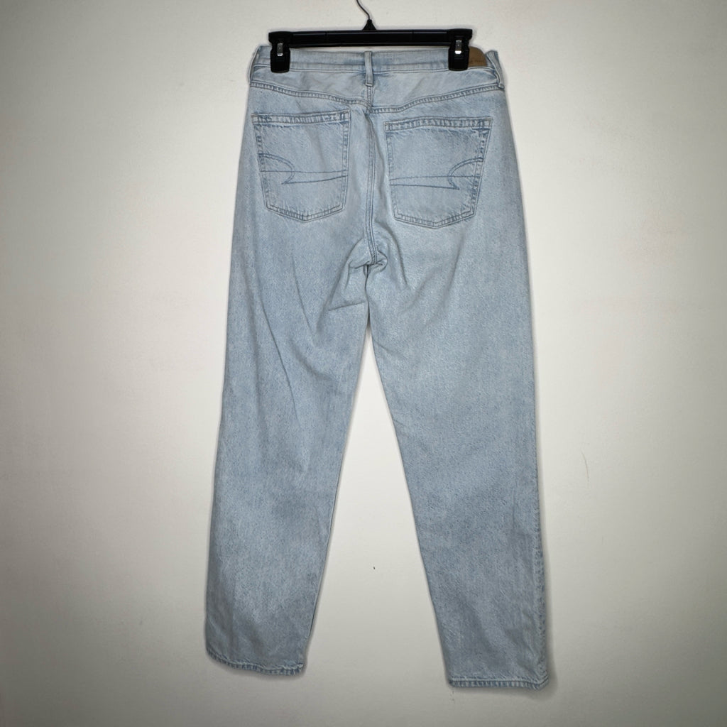 American Eagle 90's Straight Jeans - Size 6