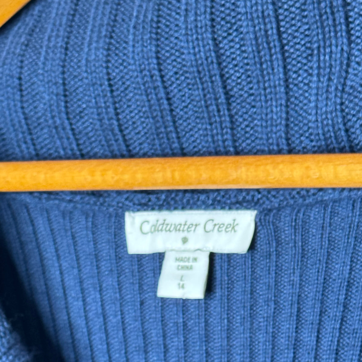 Coldwater Creek Cable Knit V-Neck Sweater - Size Large (14)