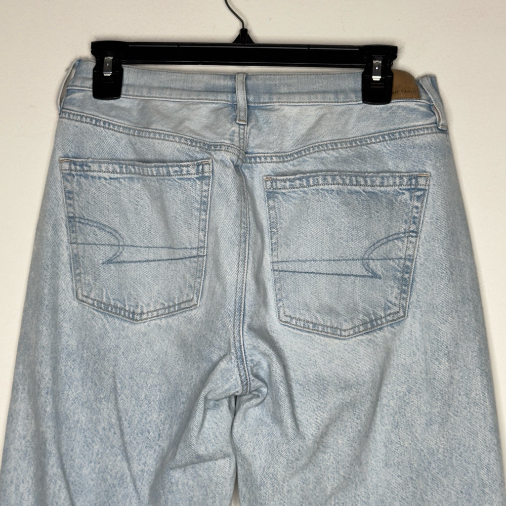 American Eagle 90's Straight Jeans - Size 6