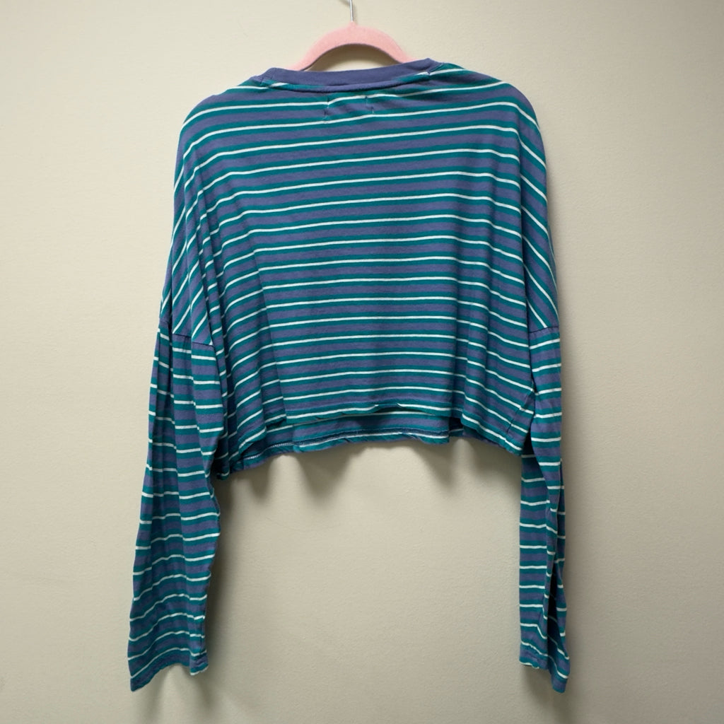 Urban Outfitters Cropped Long Sleeve Tee - Size Medium