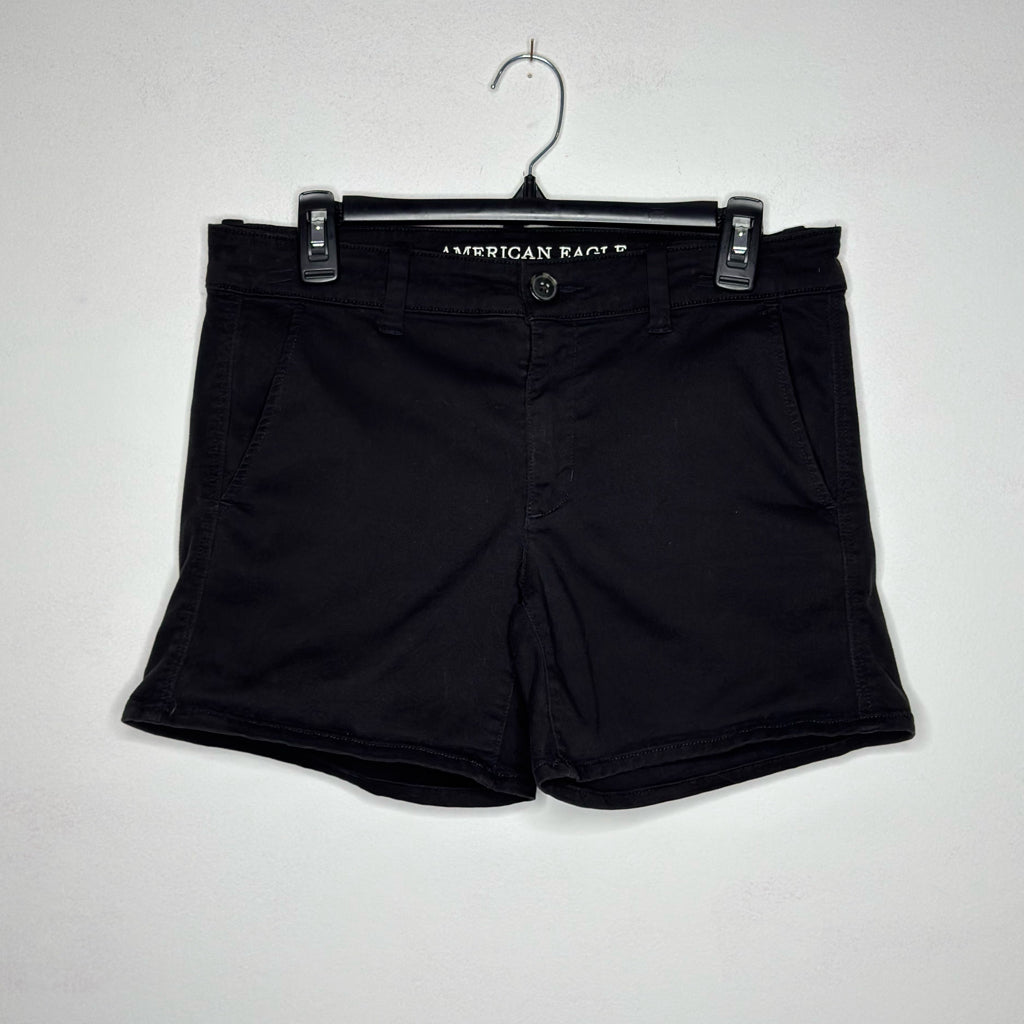 American Eagle Midi Shorts - Size 8
