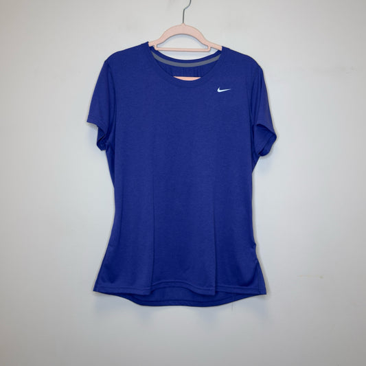 Nike Dri-Fit Regular Fit Tee - Size XL