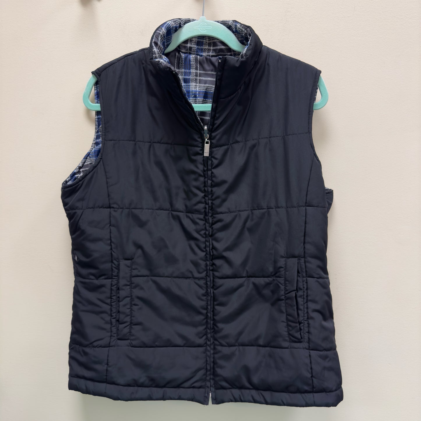 Izod Reversible Vest - Size Large