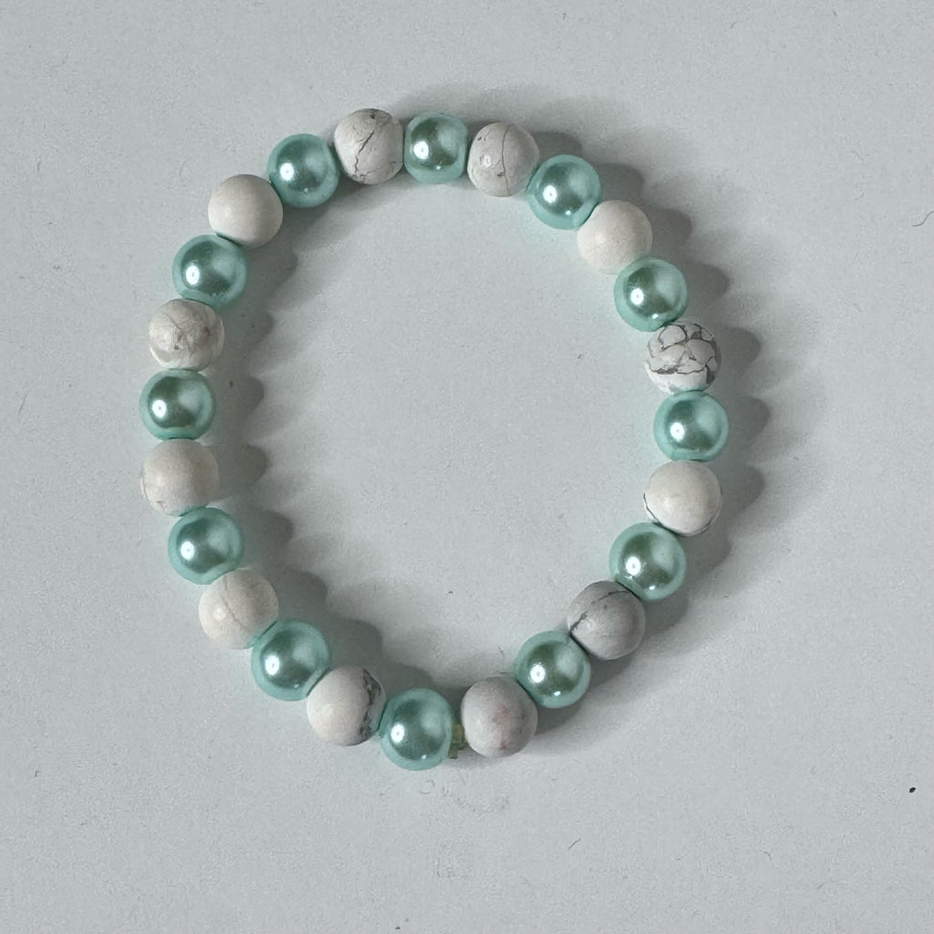Inga Ann's Aqua Pearl & White Howlite Beaded Bracelet