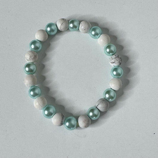 Inga Ann's Aqua Pearl & White Howlite Beaded Bracelet