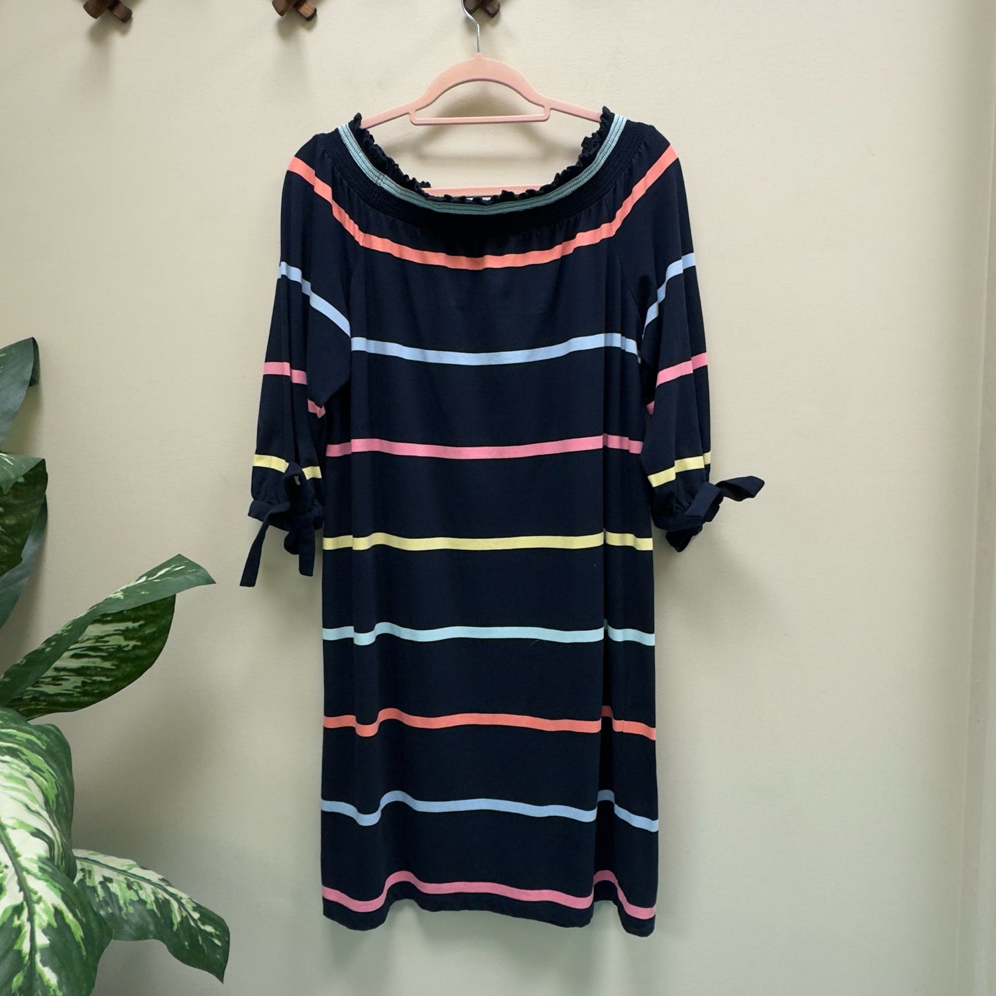 Tommy Hilfiger Dress - Size Large