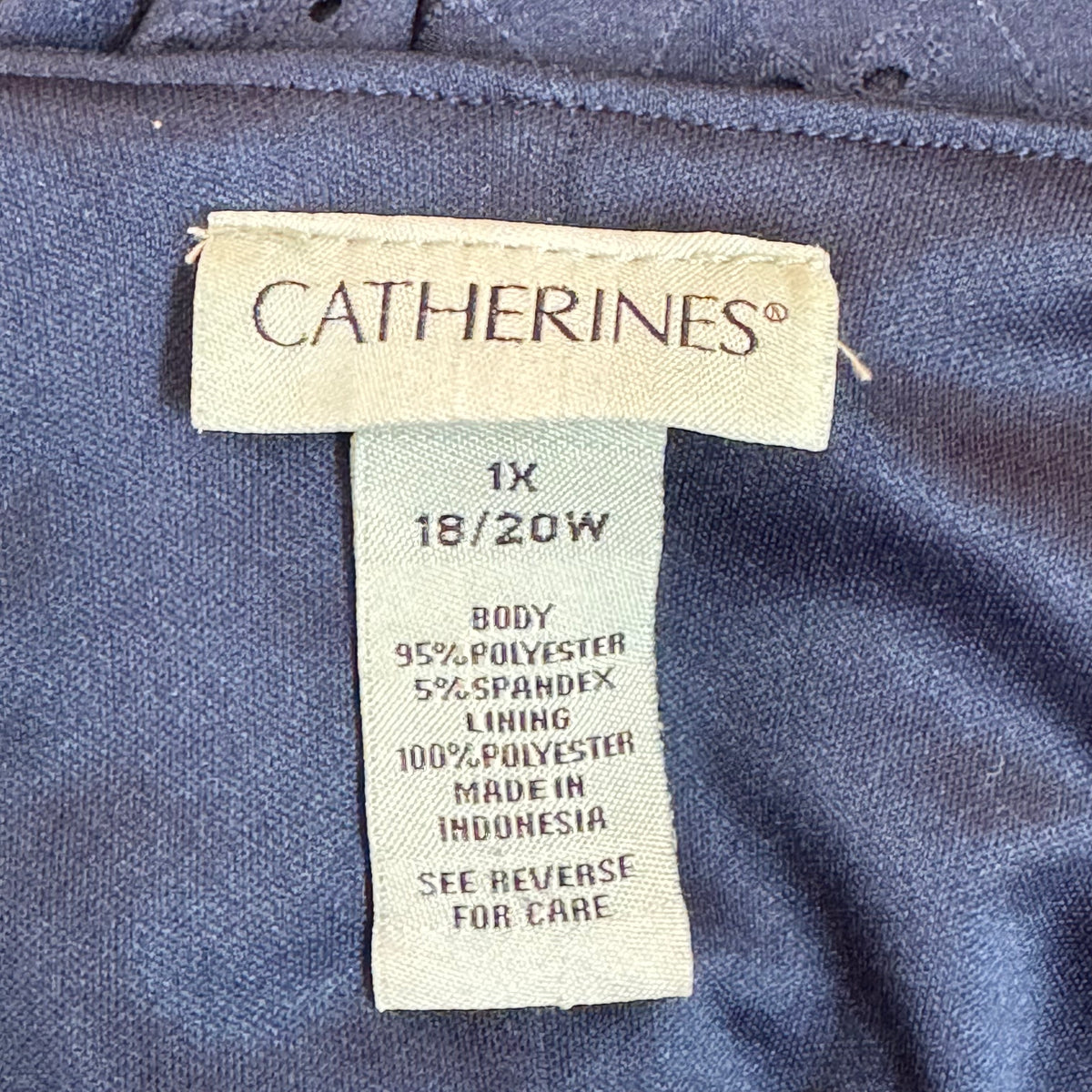 Catherines Eyelet Overlay Top - Size 1X 18/20W