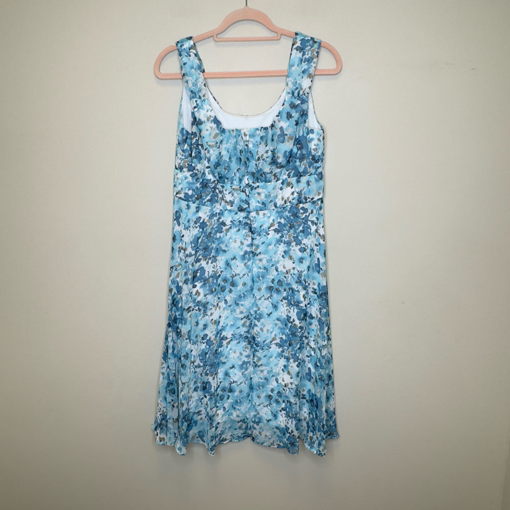 Signature Ella Dress - Size 12 Petite