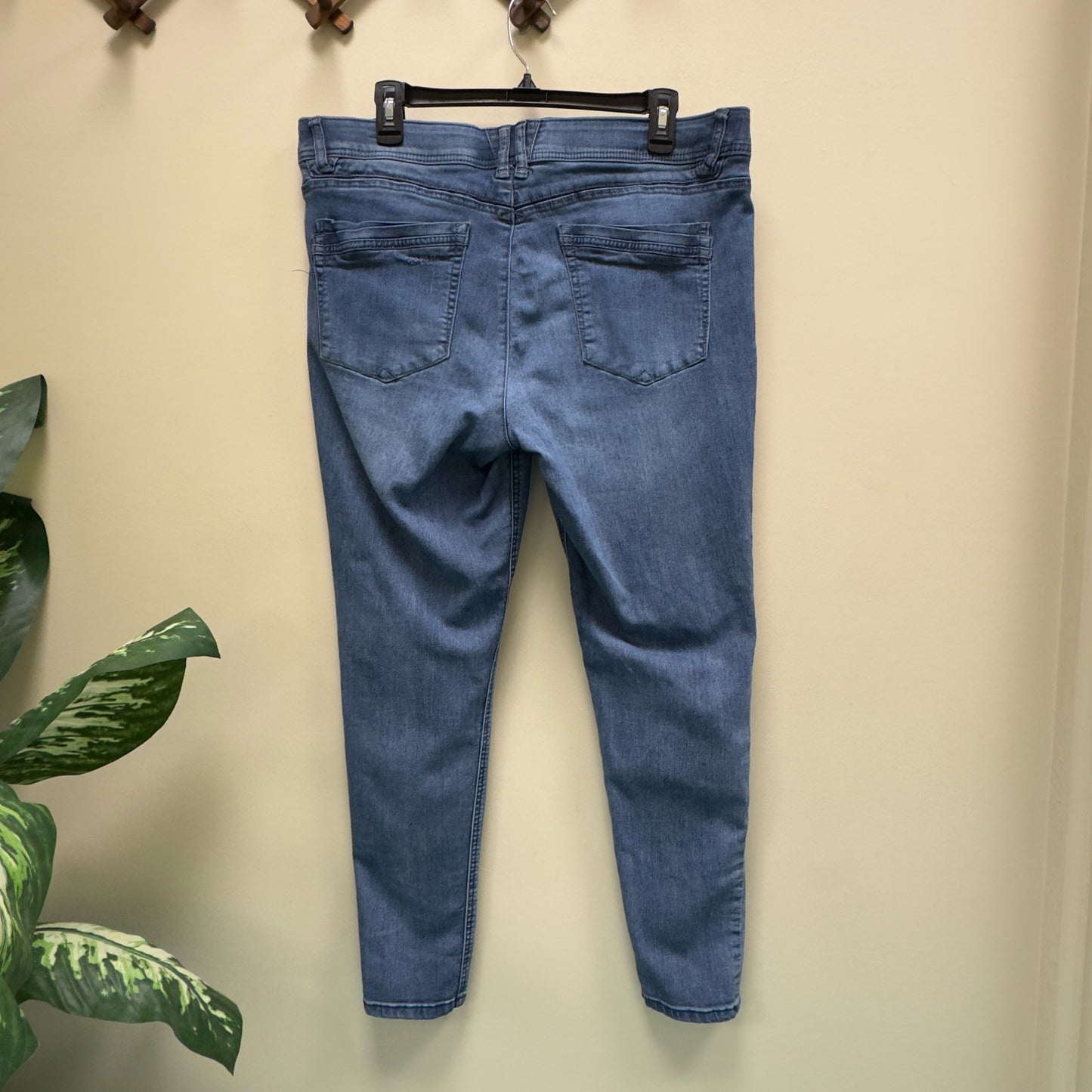 Democracy Jeans - Size 16