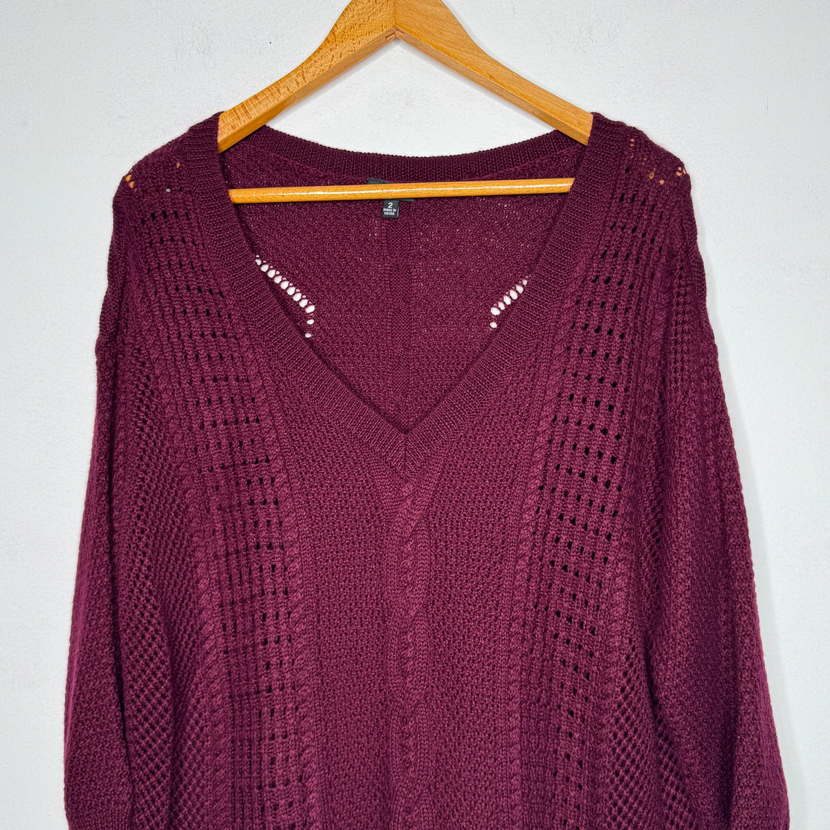 Torrid Cable Knit V-Neck 3/4 Sleeve Sweater - Size 2X