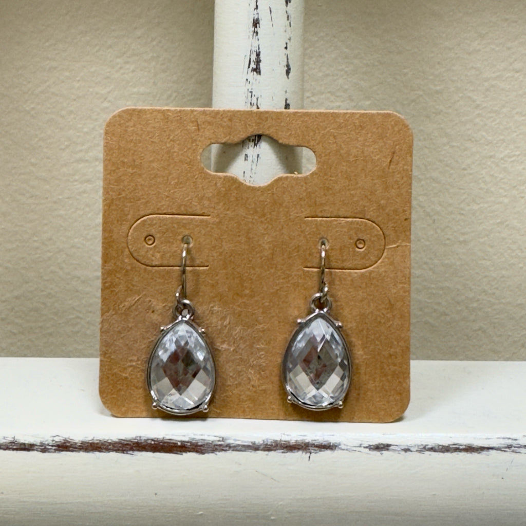 Fauceted Teardrop Clear Stone Earrings