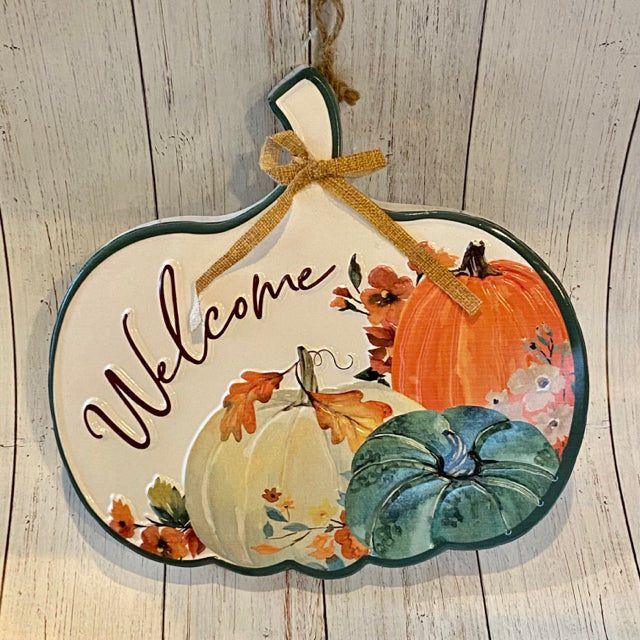 Welcome Metal Pumpkin Sign Door Hanger