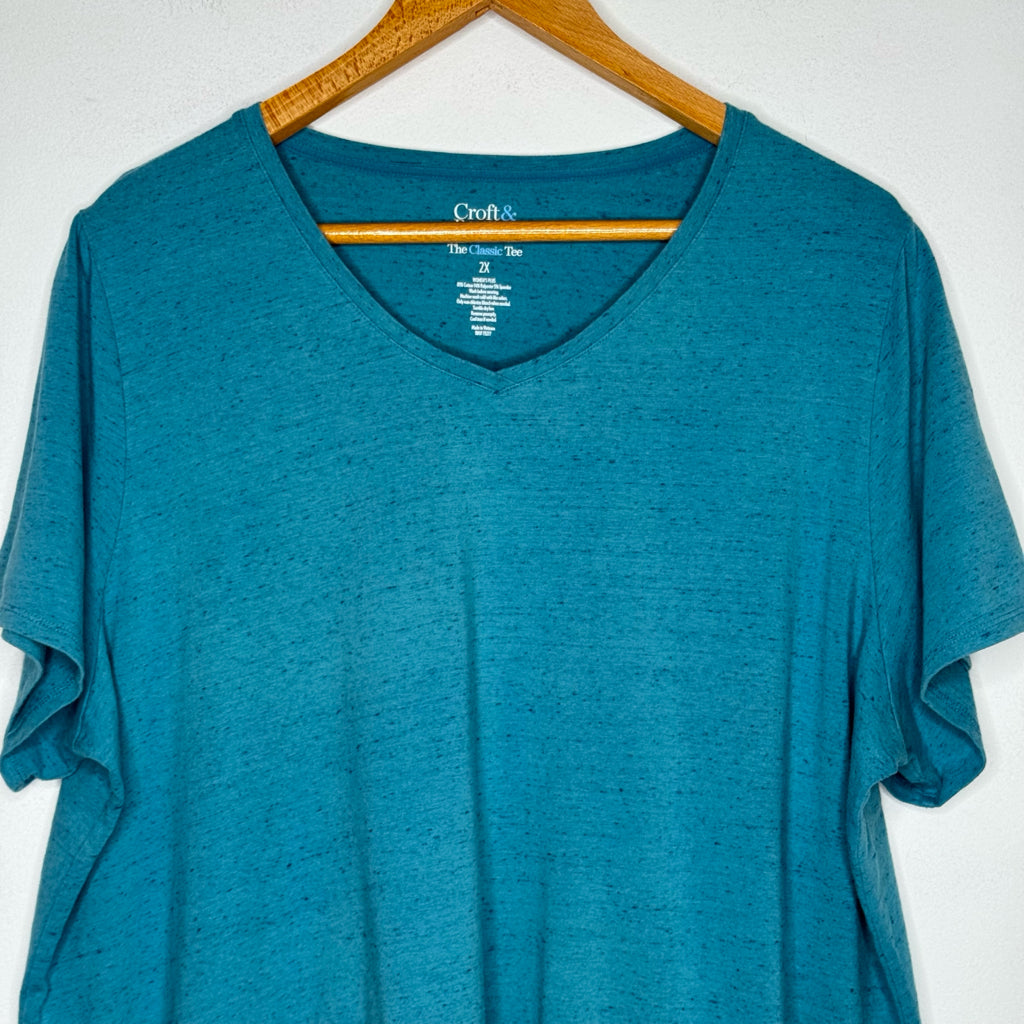 Croft & Barrow "The Classic Tee" V-Neck Short Sleeve Tee - Size 2X