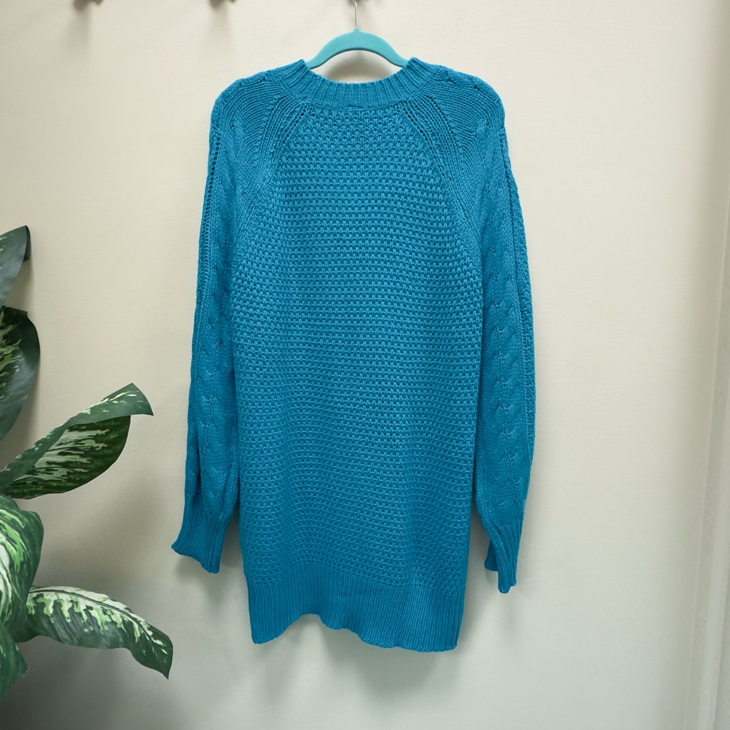 Green Cableknit Tunic Sweater - Size Medium