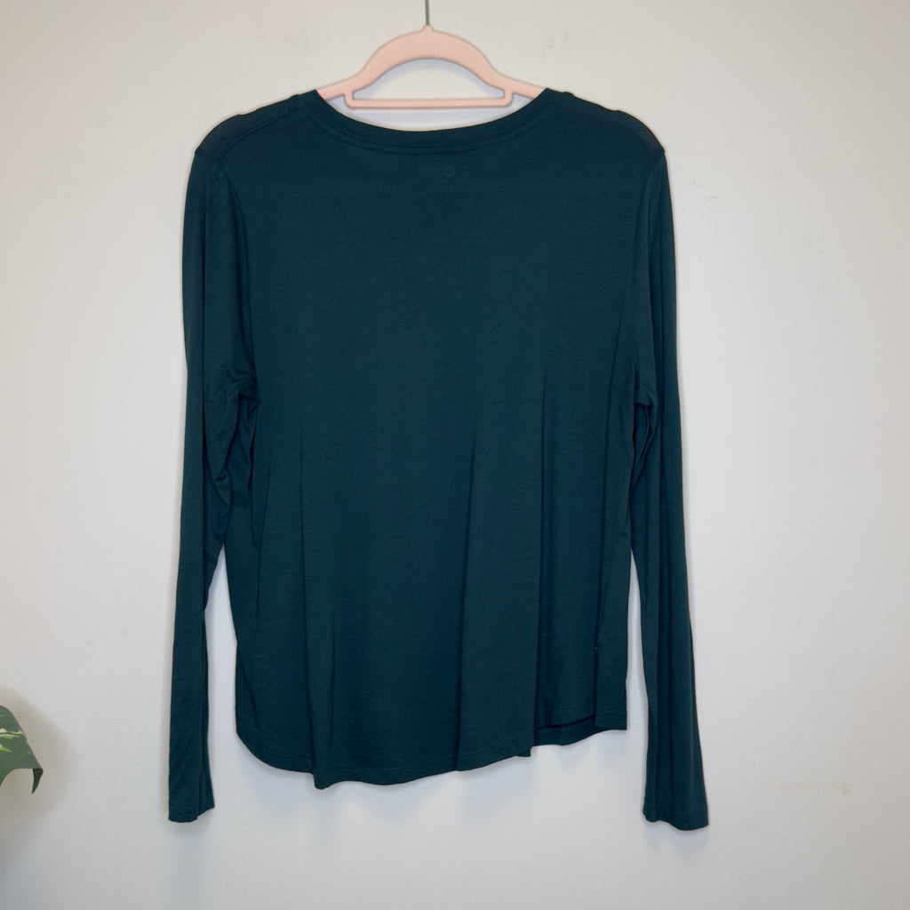 Loft Long Sleeve Everday Tee - Size Large