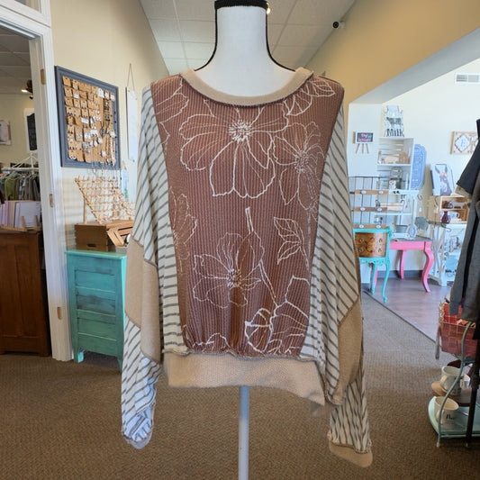 R2 Boxy Top - Size Medium