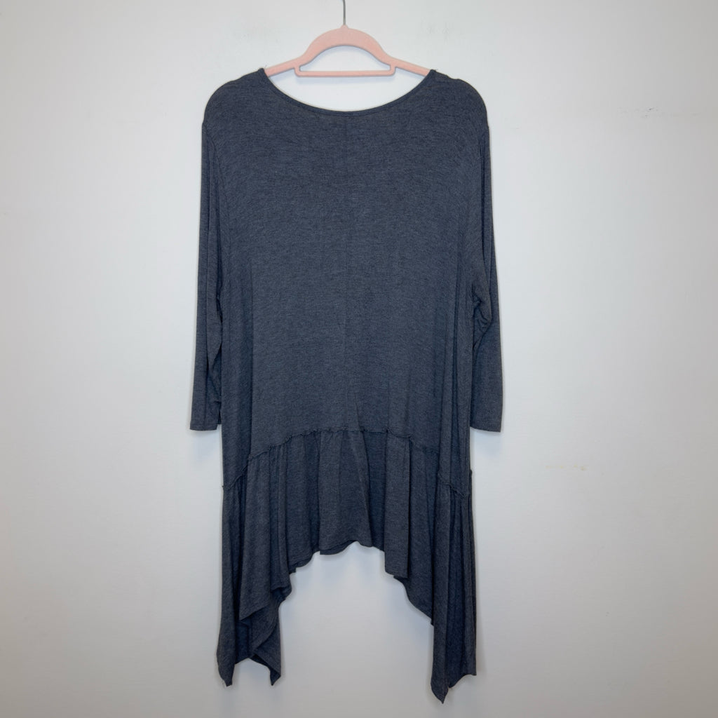 Honeyme Sharkbite Top - Size XL