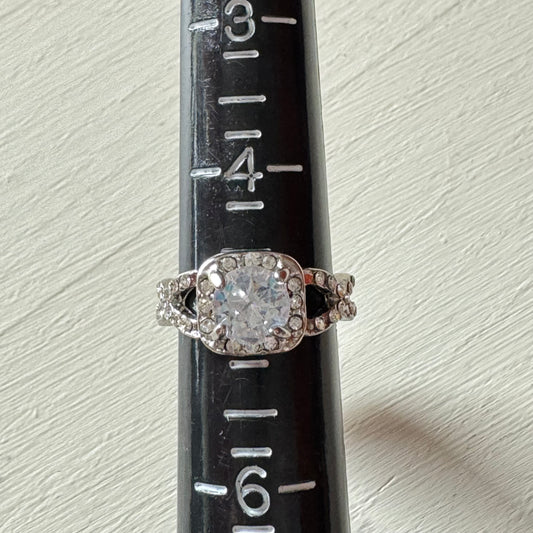 Round Cut Faux Diamond Infinity Ring - Size 5