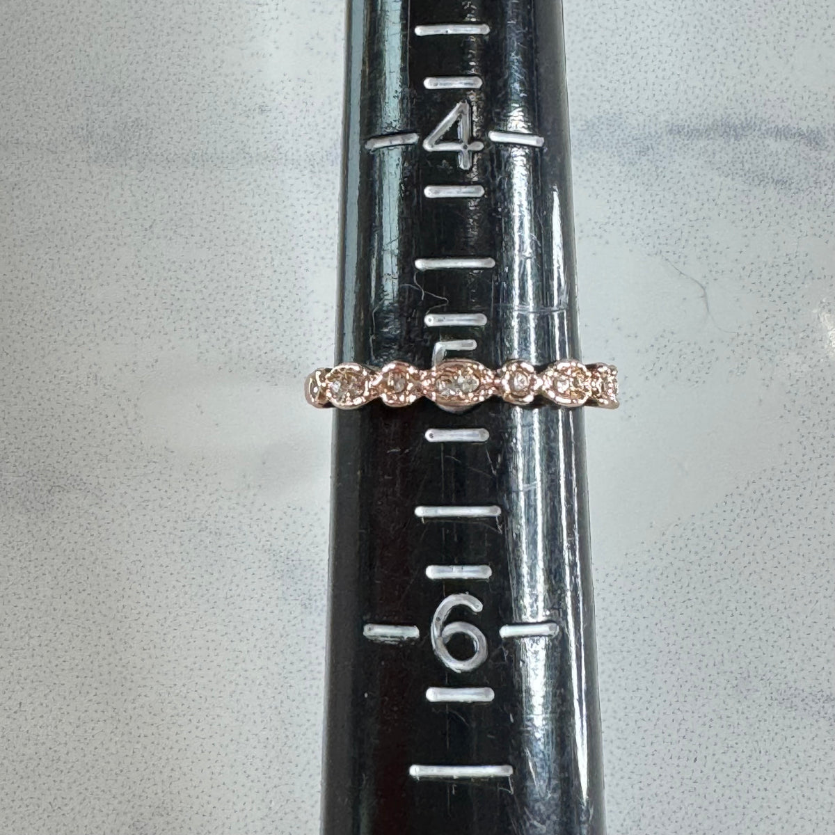 Dainty Scalloped Eternity Stacking Band - Size 5
