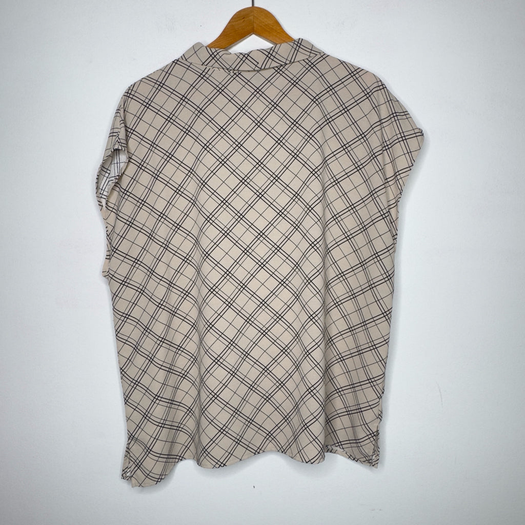 Como Black Plaid Top - Size 1X