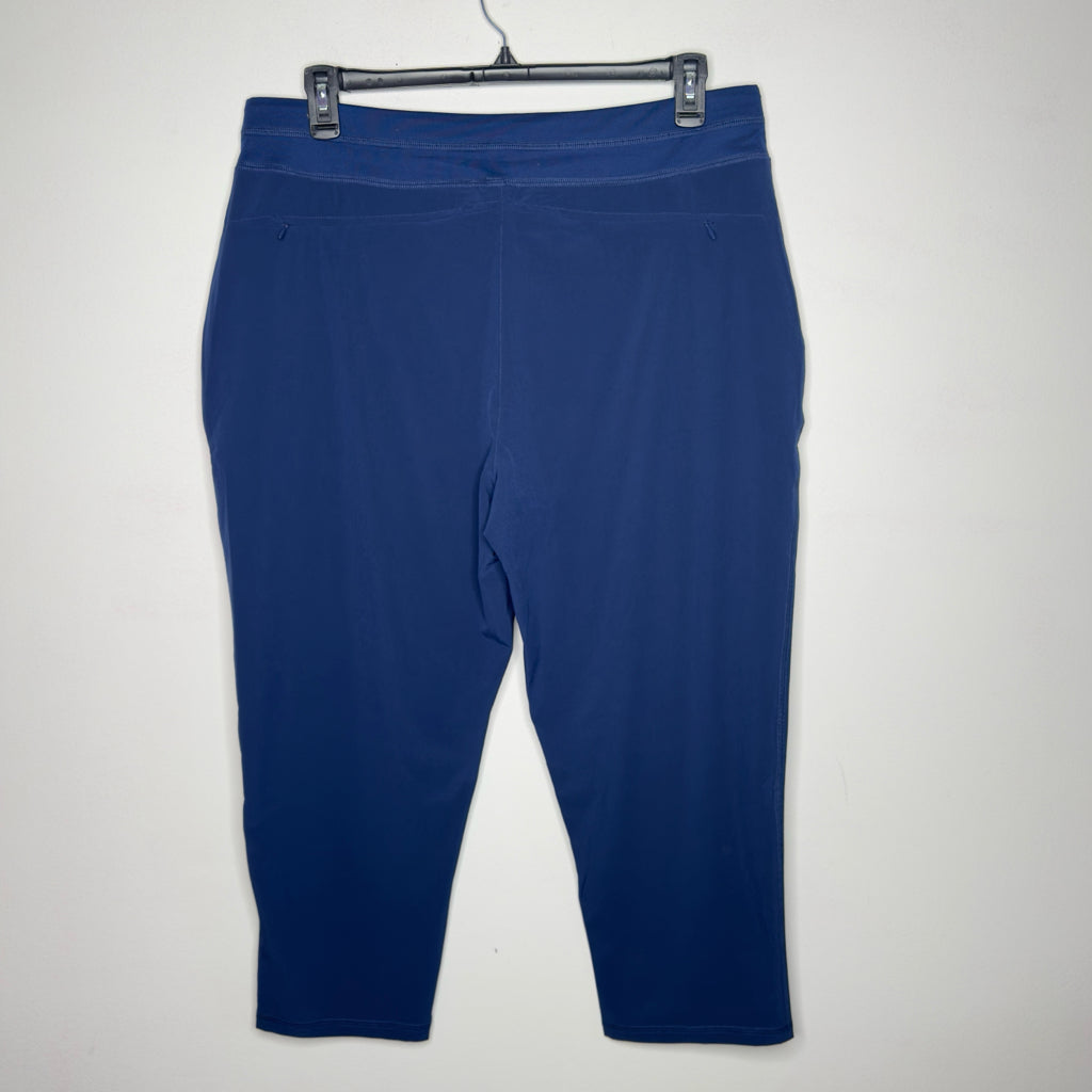 Chico's Zenergy Cropped Pants - Size 14