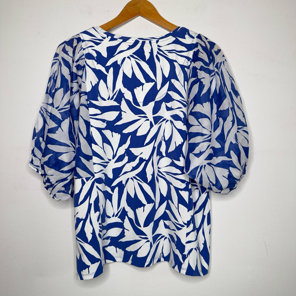 Chico's Dolman Short Sleeve Knit Top - Size Large