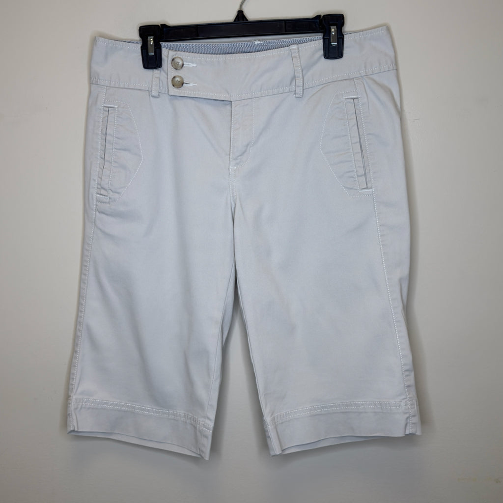 Eddie Bauer Vashon Fit Khaki Shorts - Size 10