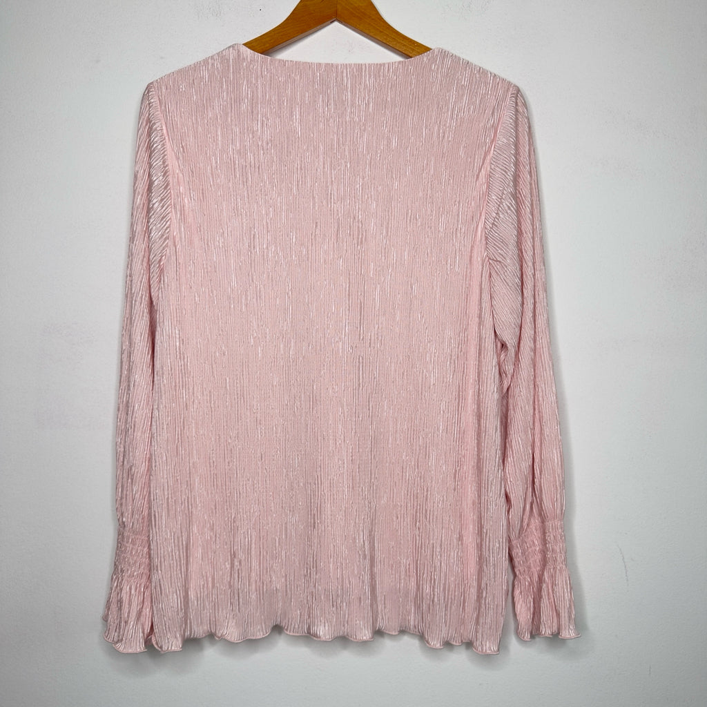 Chico's Crinkle Bodre Voop Neck Top - Size Large