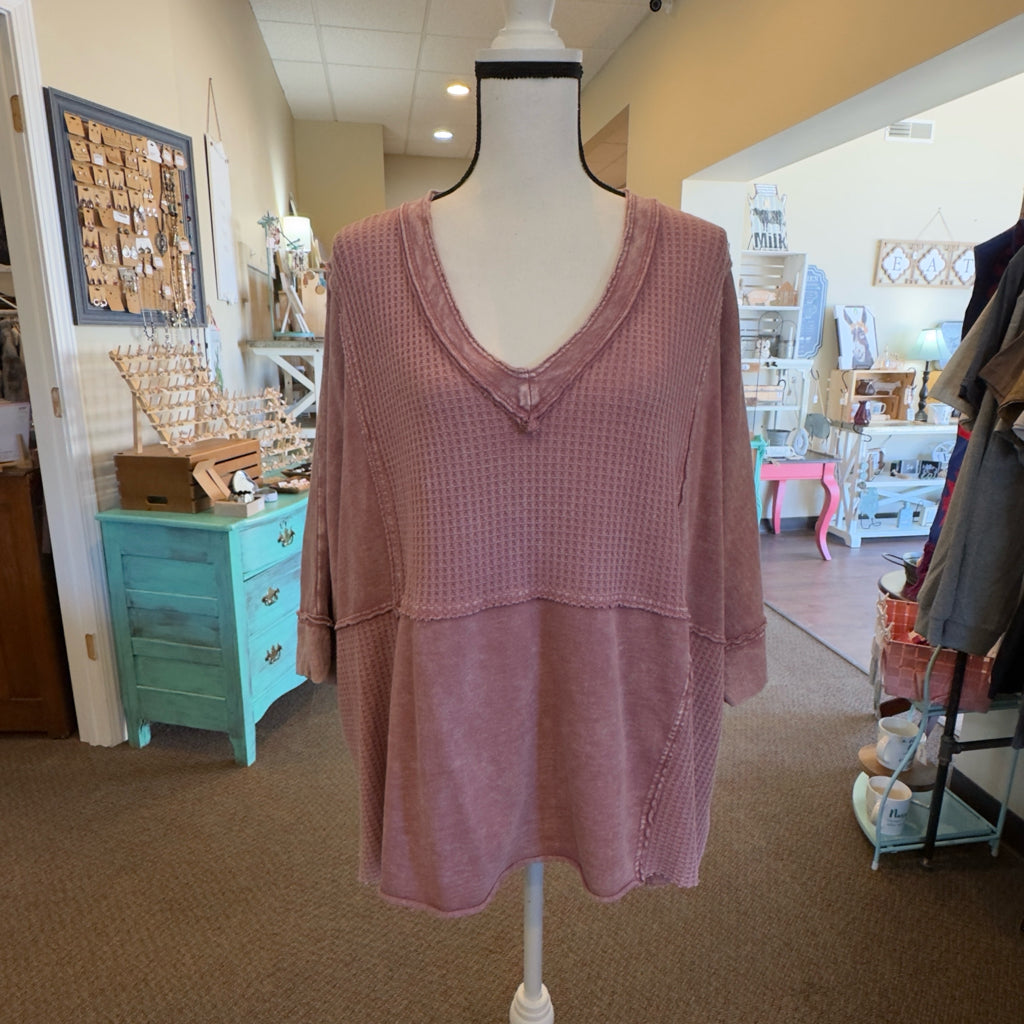 Easel Boxy Fit Top - Size Large