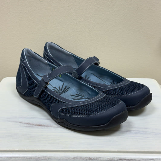 Ahnu Mary Jane Leather Shoes - Size 8