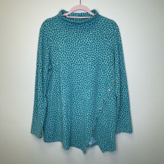 D&Co Leopard Print Top - Size Medium