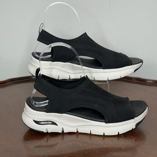 Sketchers Arch Fit City Catch Sandals - Size 7