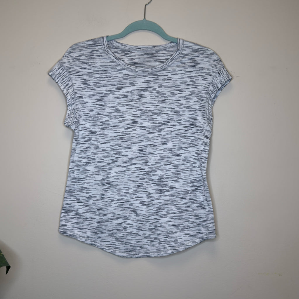 Lululemon Another Mile Short Sleeve Tee - Size 4