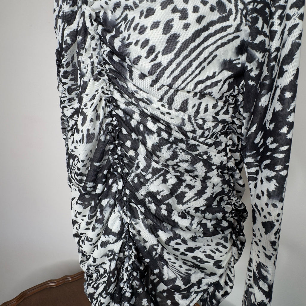 Cable & Gauge Animal Print Mock Neck Ruched Top - Size 1X