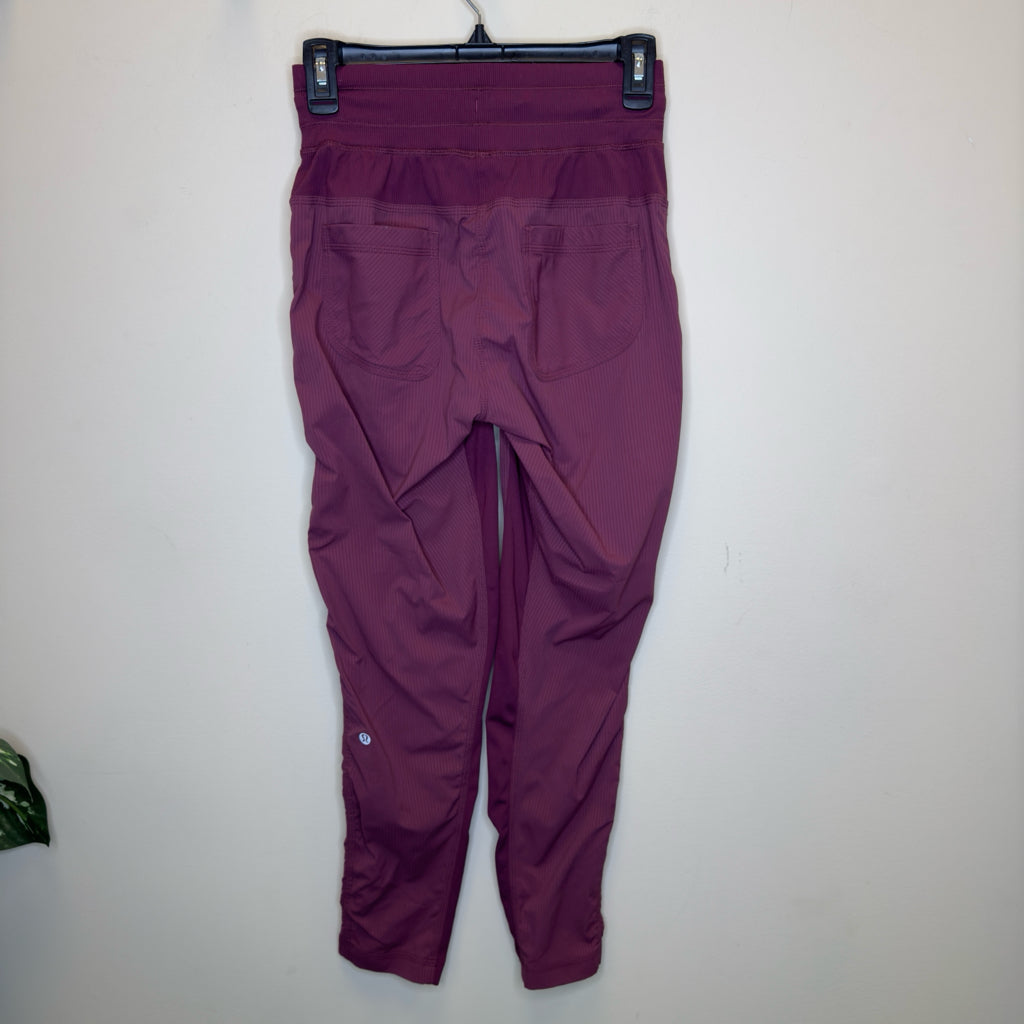 Lululemon Dance Studio Mid-Rise Jogger - Size 2