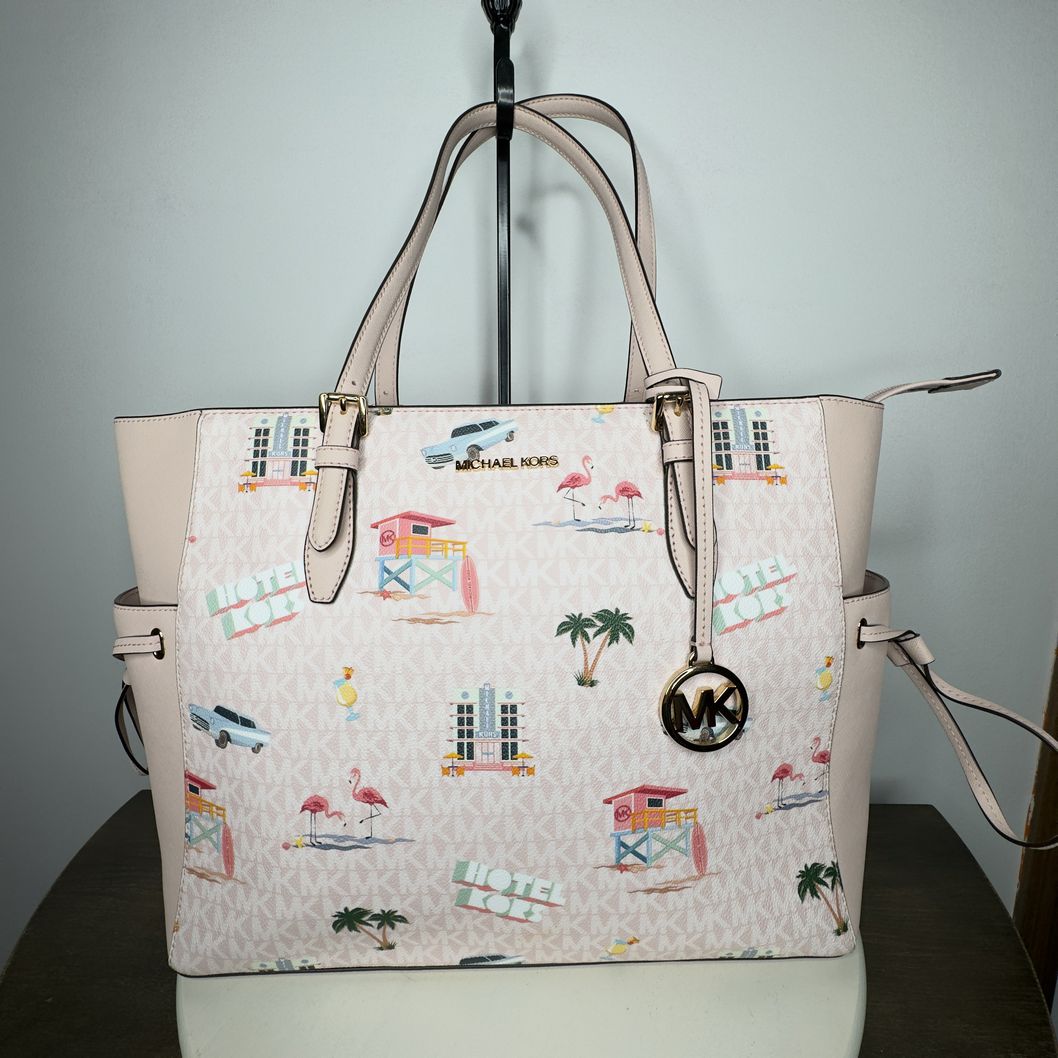 Michael Kors Gilly Large Jet Set Tote Miami Hotel