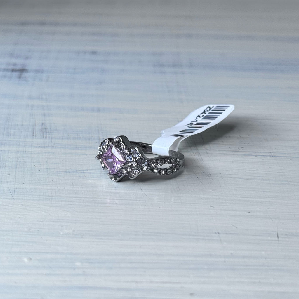 Ring - Size 5.5