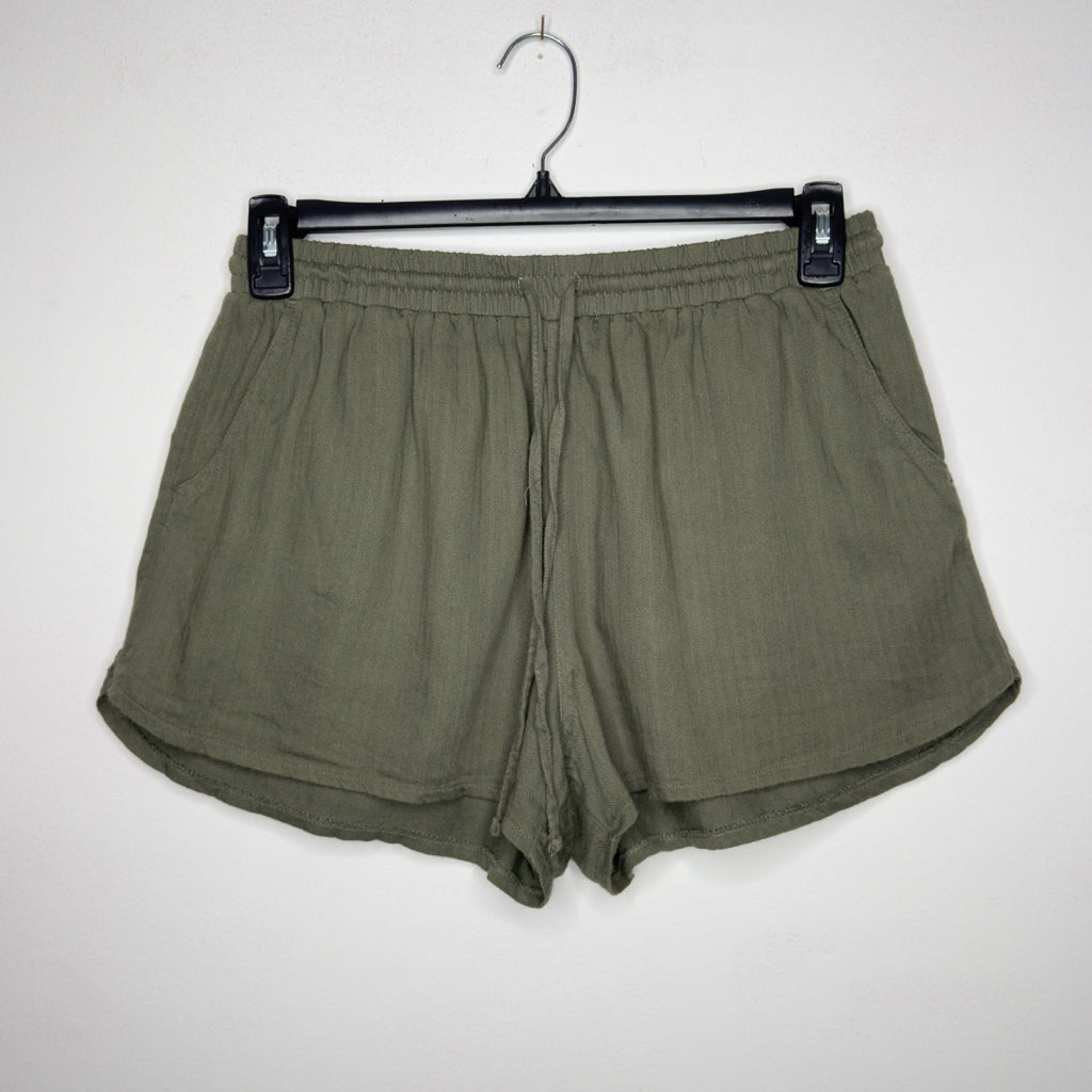 Universal Thread Pull-On Shorts - Size Medium