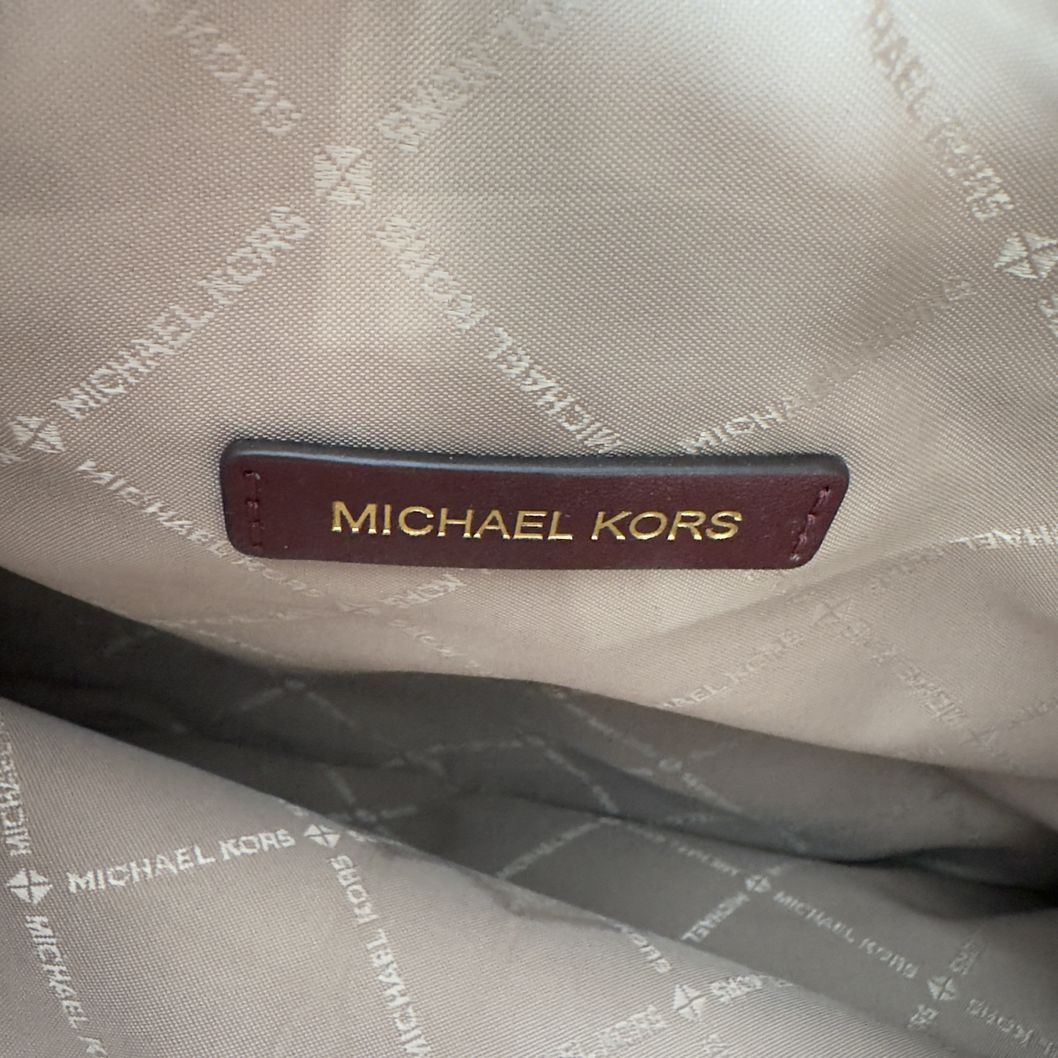 Michael Kors Jet Set Travel Laptop Shoulder Bag