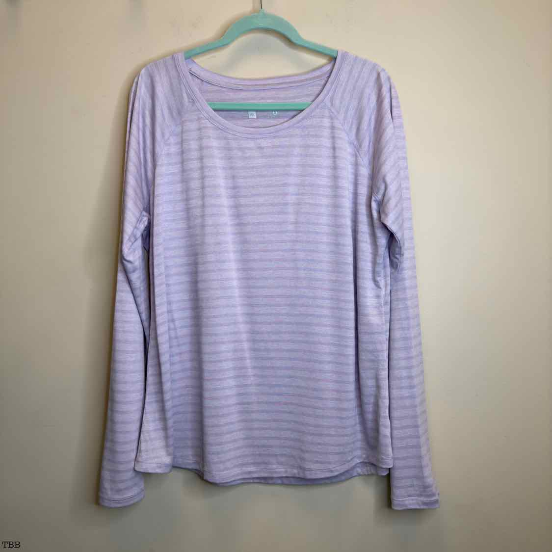 Xersion Top - Size XL