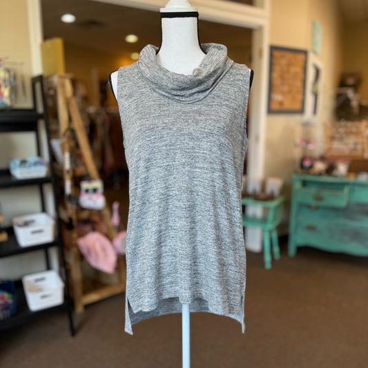 Loft Lounge Top - Size Medium