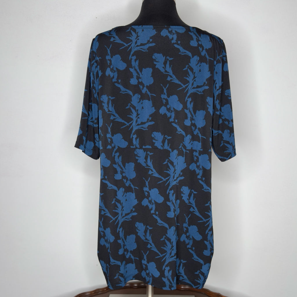 Lane Bryant Faux Wrap Floral Print Top - Size 2X (18/20)