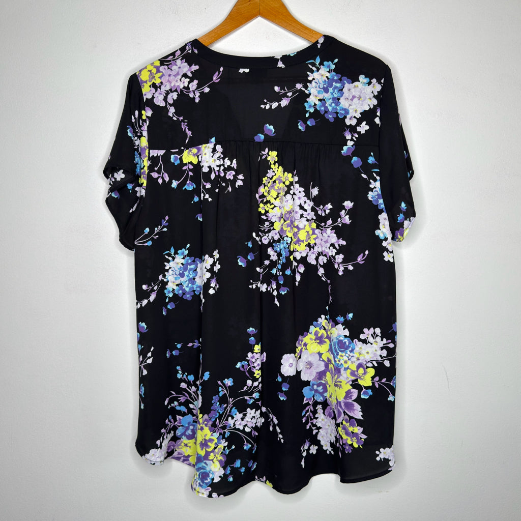 Torrid Floral Blouse - Size 2X