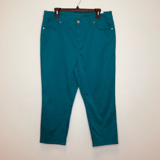Chico's Slim Leg Crop Jeans - Size 14