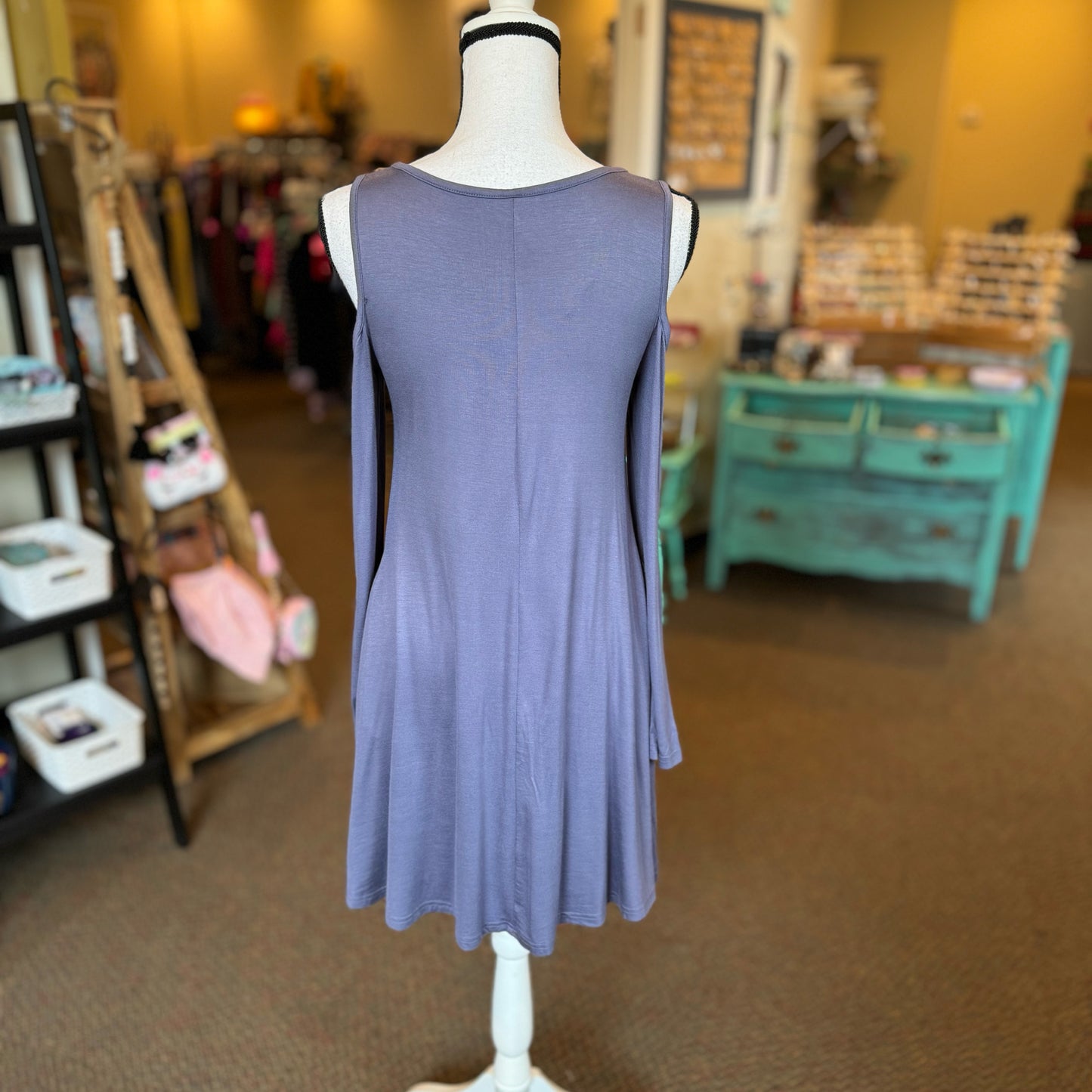 Qixing Cold Shoulder T-Shirt Dress - Size Small