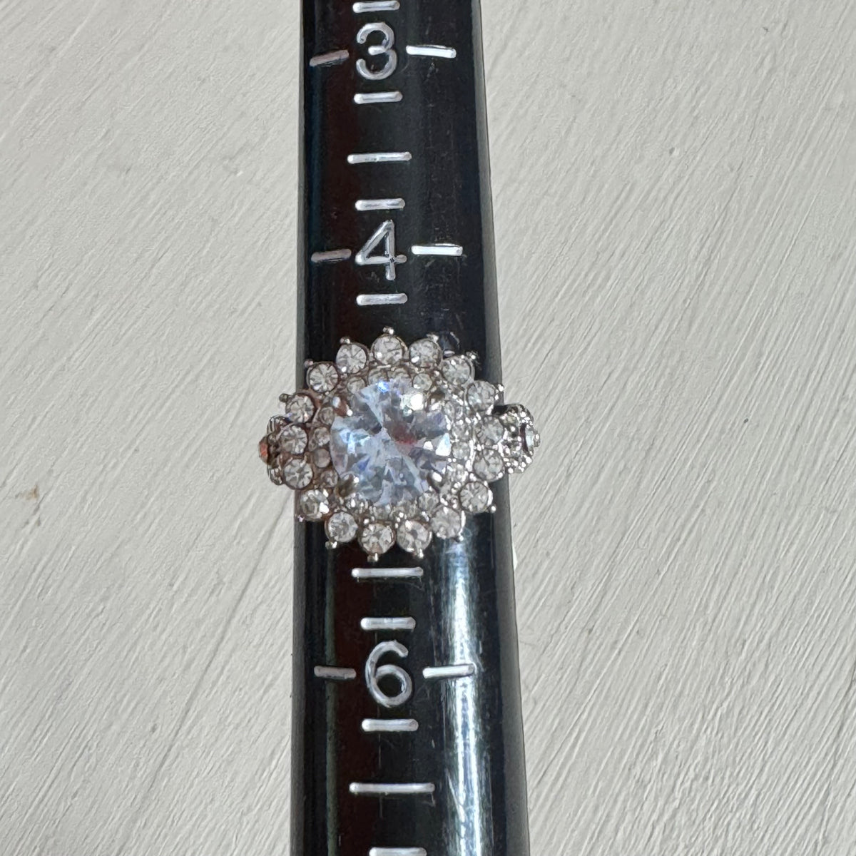 Snowflake Cluster Statement Ring - Size 5