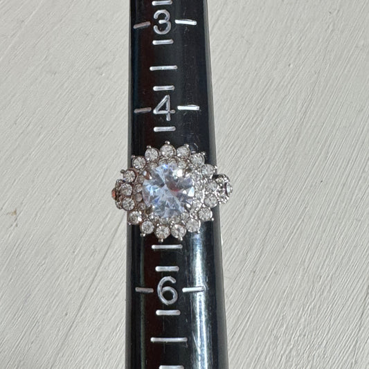 Snowflake Cluster Statement Ring - Size 5