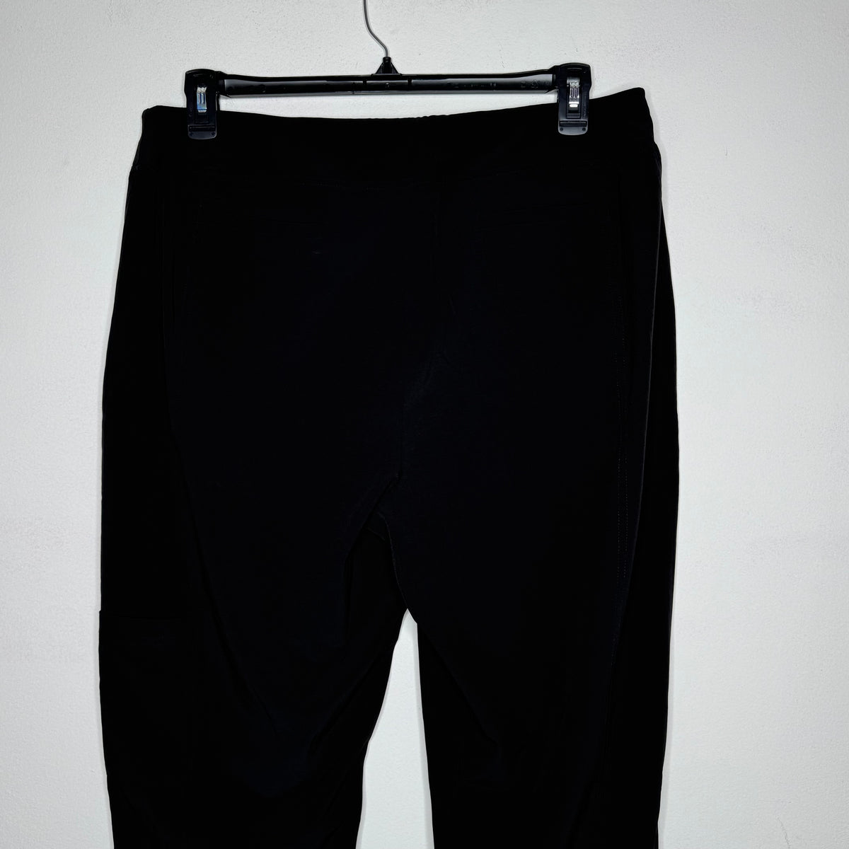 Chico’s Zenergy UPF Cropped Pull-On Pants - Size 14