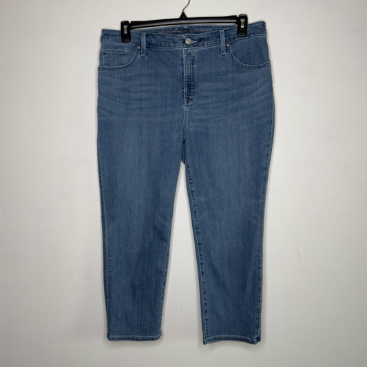Chico's So Slimming Girlfriend Slim Leg Crop Jeans - Size 14